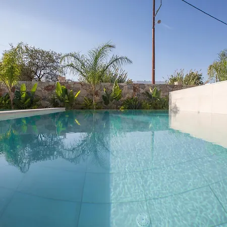 Delight Luxury Apartmanhotel 4*