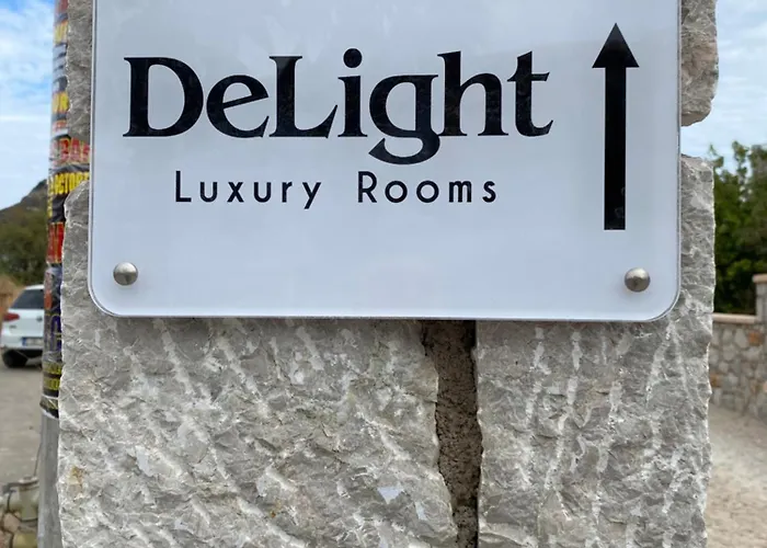 Delight Luxury Apartmanhotel 4*