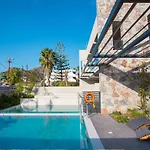 Delight Luxury Aparthotel 4*