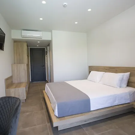 Delight Luxury מלון דירות פליראקי